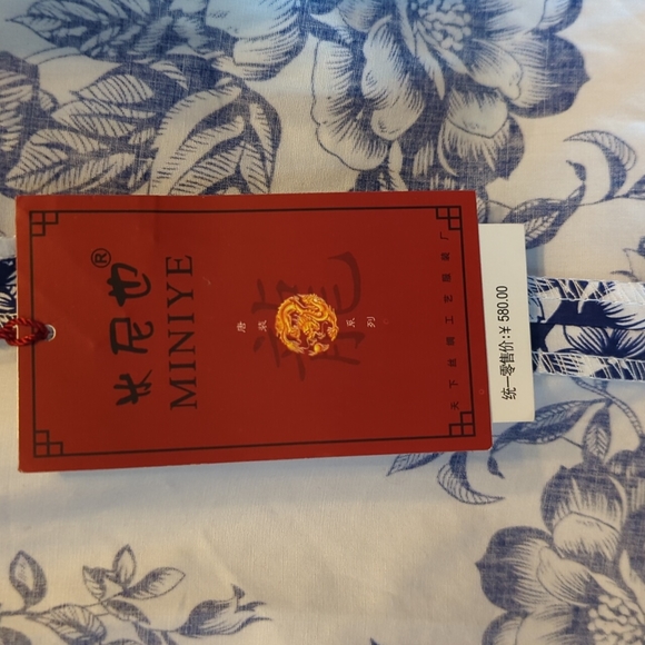 Miniye Short-Sleeve Mandarin Floral Blouse - Picture 5 of 14